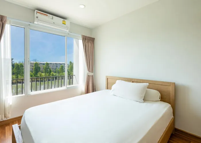 Ferienhaus Spacious 3br Bkk Near 3 Private Bathrooms Family *