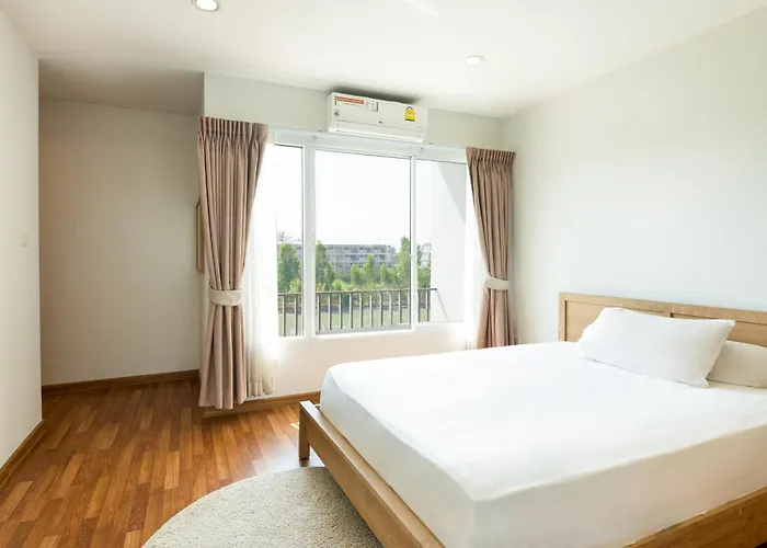 Spacious 3br Bkk Near 3 Private Bathrooms Family