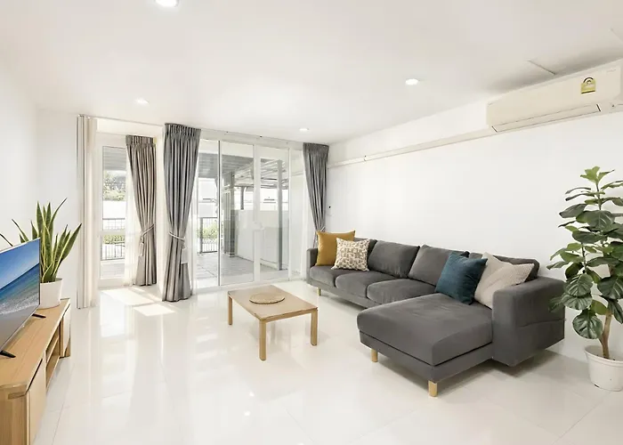 Spacious 3br Bkk Near 3 Private Bathrooms Family Ferienhaus *